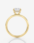 Celeste Solitär Hidden Halo Radiant förlovningsring i 18K guld, sidovy med hidden halo-detalj
