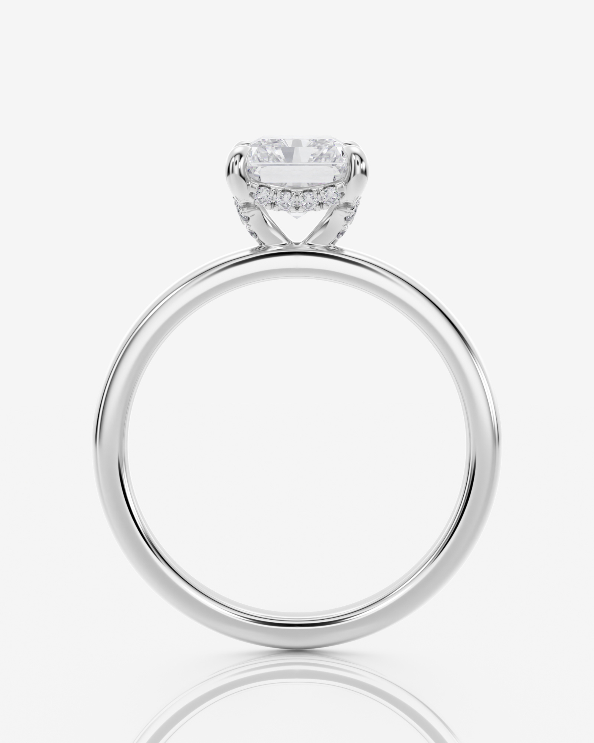Celeste Solitär Hidden Halo Radiant förlovningsring i 18K vitt guld, vy uppifrån med hidden halo