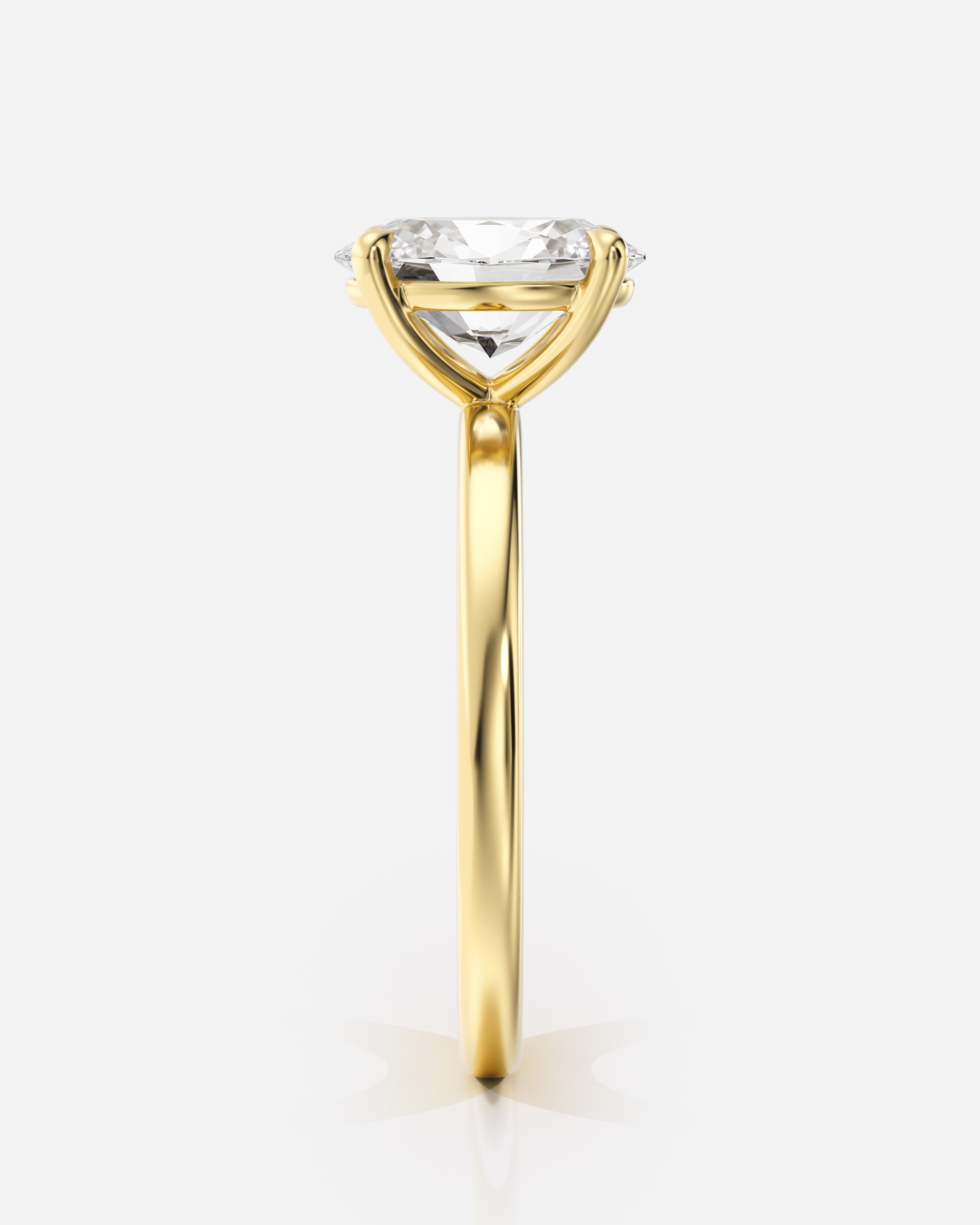 Valeria Solitär Oval förlovningsring i 18K guld, sidovy med ovalslipad diamant och polerat band
