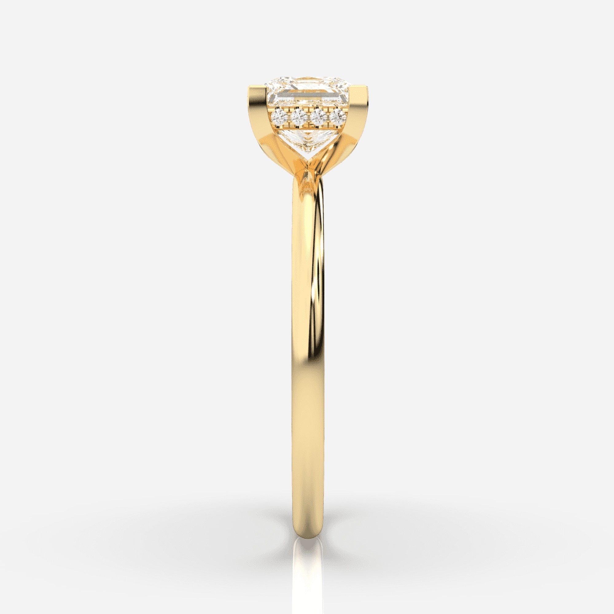Förlovningsring guld från sidan – Isabella Hidden Halo Prinsess | Ophira &amp; Co