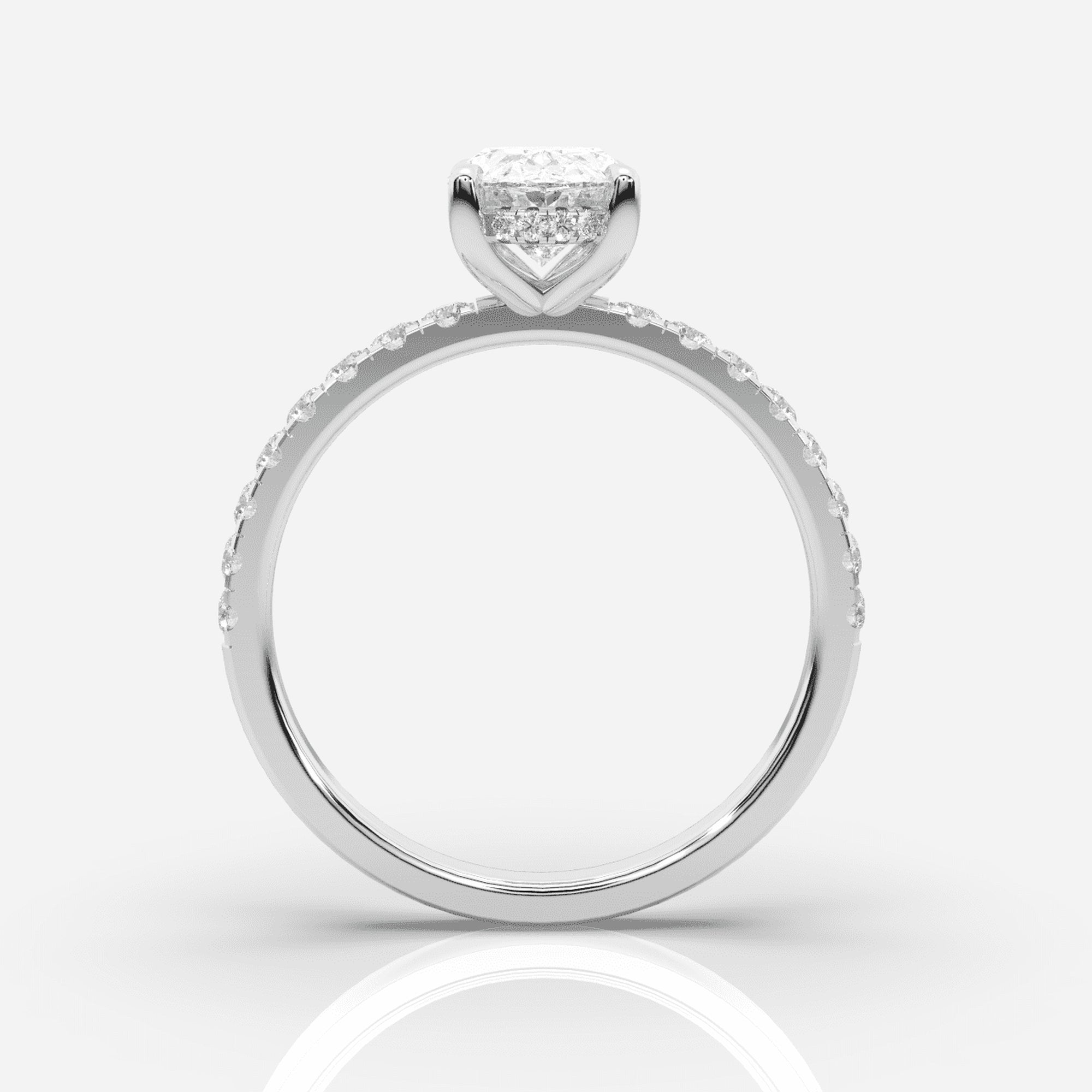 Oval förlovningsring vitguld framifrån – Isabella Hidden Halo & Sidostenar | Ophira & Co