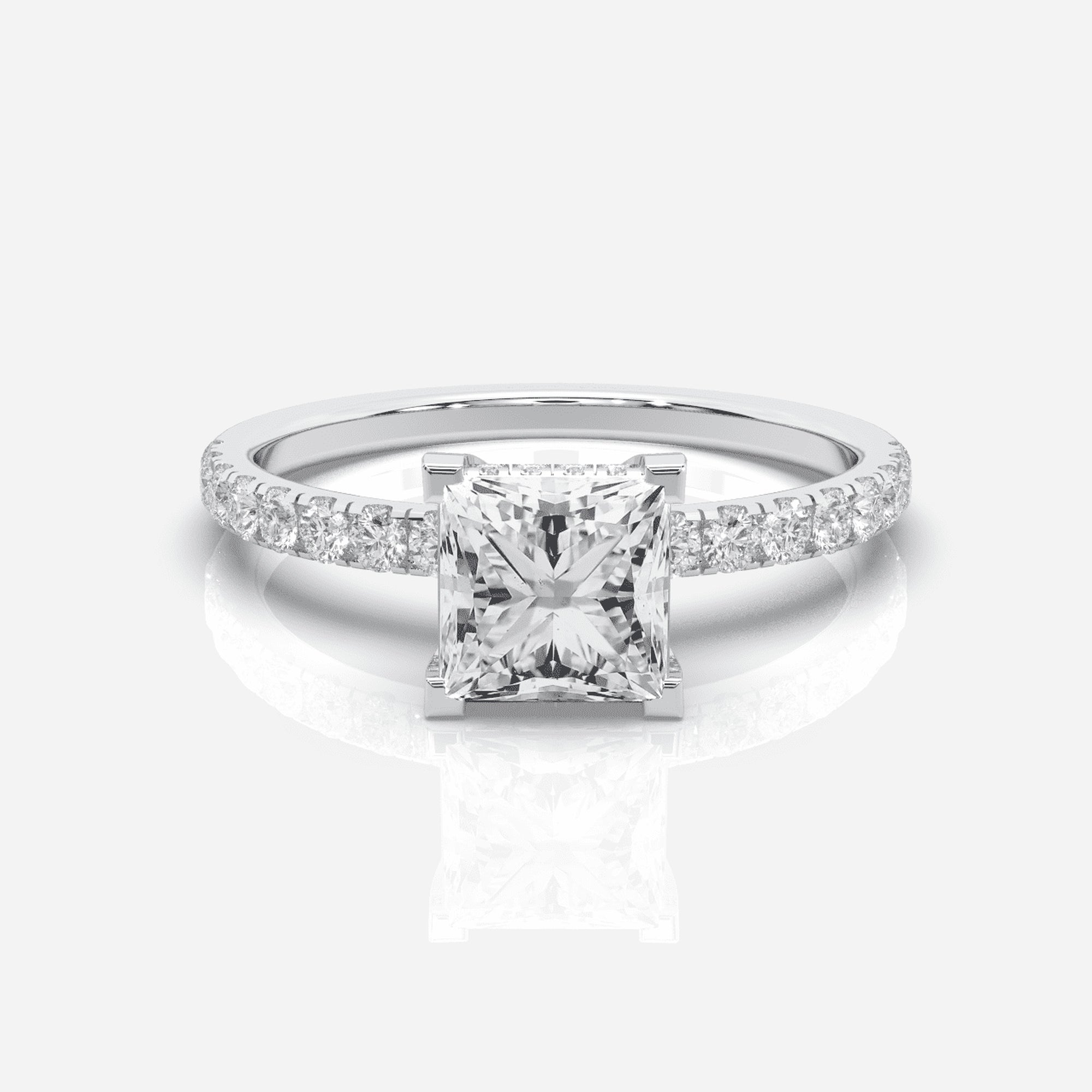 Prinsess förlovningsring 18K vitt guld – Isabella Hidden Halo & Sidostenar | Ophira & Co